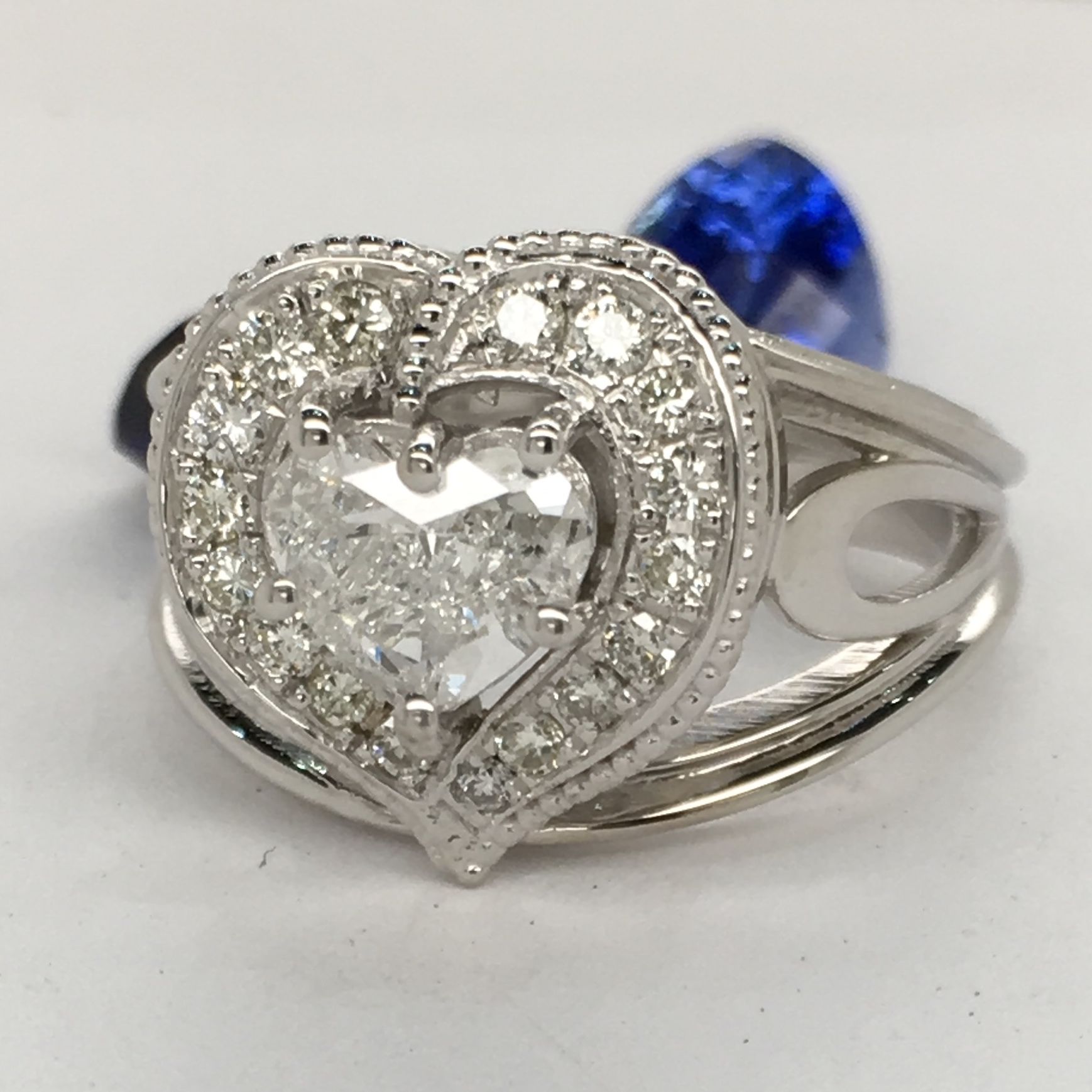 C & R Diamond Jewelers Photo